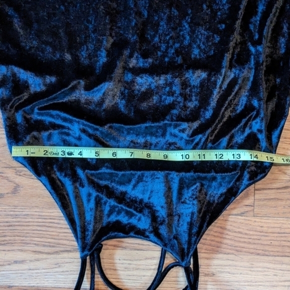 Alter'd State Small Black Crushed Velvet Spaghetti Strap Short Dress‎ - Picture 5 of 9